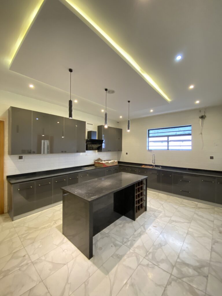 5 Bedroom Detached Duplex, Agungi, Lekki, Lagos